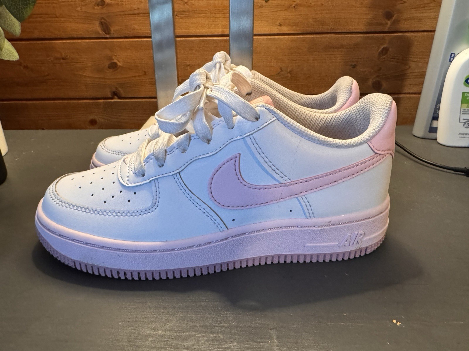 Nike Air Force One Girls Kids Pink White Size 3 Youth FV5948-100