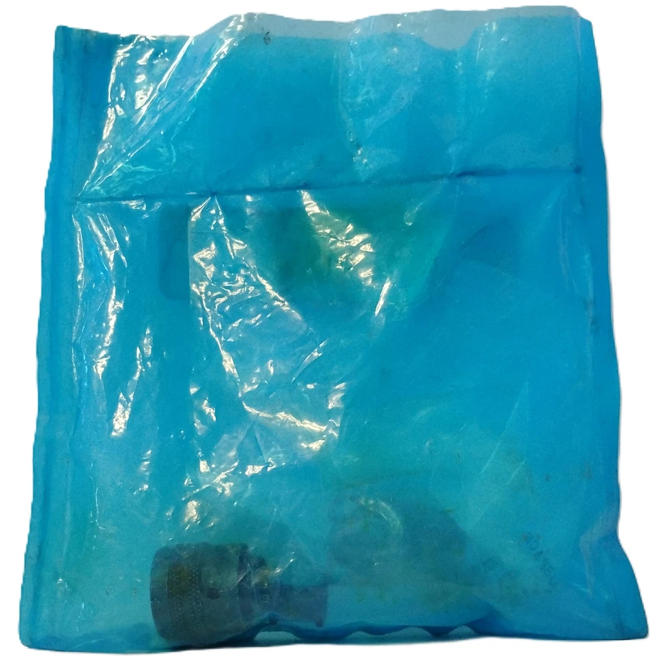 Amphenol PT06A-10-6S (SR) Size 10 Straight Circular Connector - Image 3 of 4