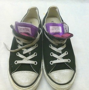chucks 2 black