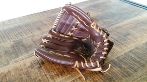 rebel baseball glove