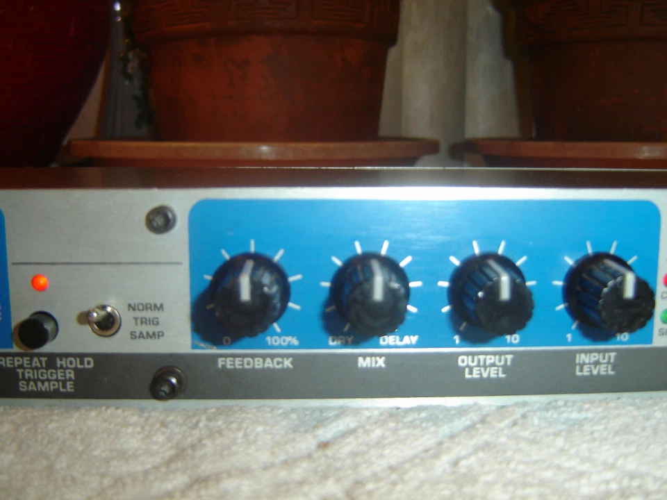 DigiTech RDS1000 Silverface, Time Machine Rack Mount Digital Delay, Vintage Rack - Image 3 of 4