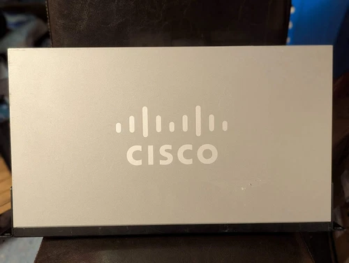 Cisco SG200-50 50-port Gigabit Smart Switch SLM2048T V02 50 x 1000Base-T RJ-45
