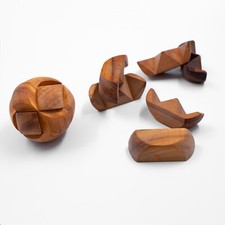 The Football puzzle wooden brain teaser for all the ages 3D Puzzle
