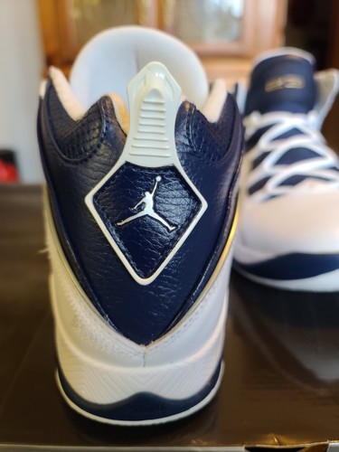 JORDAN OLYMPIA 2008 WHT/MTLLC SLVR-MDNIGHT NVY-MTLL 323096 102 NUEVO DEADSTOCK - Imagen 8 de 15