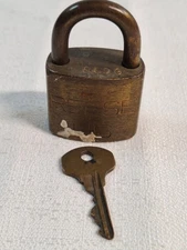 Vintage Reese U.S. Military Brass Padlock w/ Key – WWII Era – No. 869G