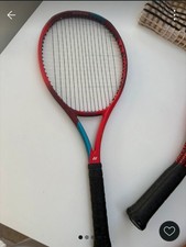 Yonex Vcore 100L, 285g, Strung