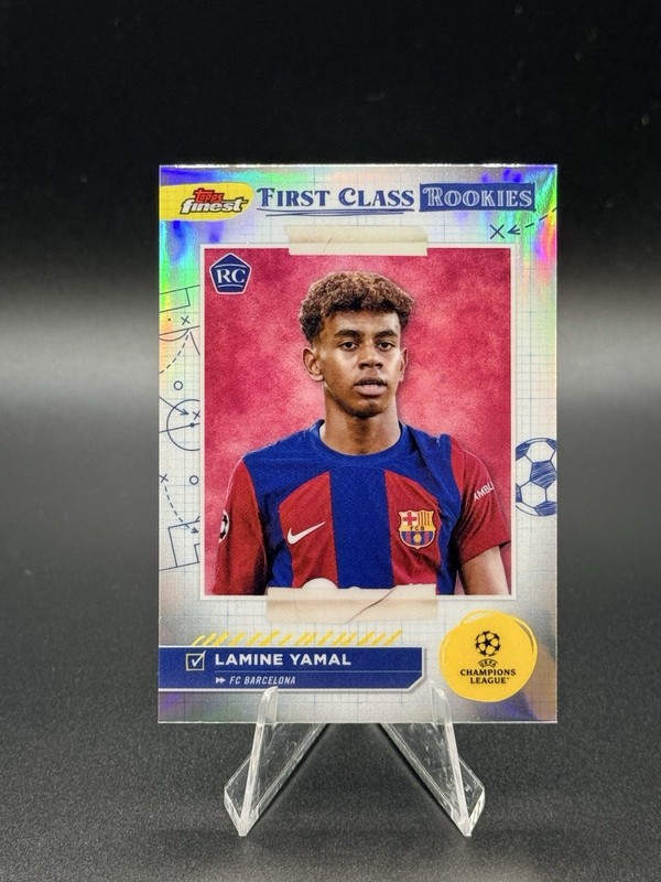 LAMINE YAMAL FIRST CLASS ROOKIES 2023-24 Topps FINEST RC Silver refractor