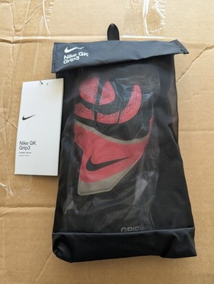 Nike GK Vapor Grip 3 Soccer Goalkeeper Gloves Unisex Size 9 FB2998-013