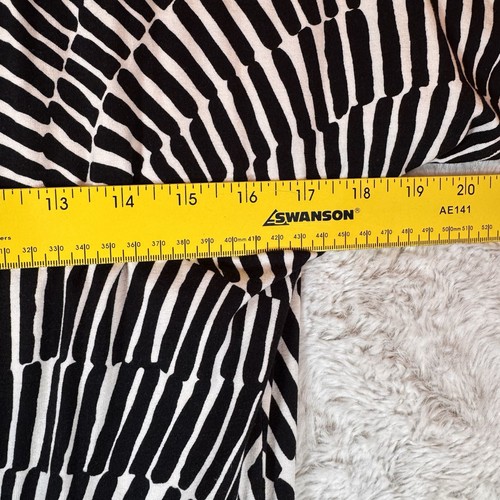 Boden Jumpsuit Size 4L Black White Wrap Front Short Sleeve Travel Beachy Pockets - Picture 9 of 11