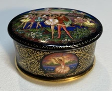 Vintage 1992 Ardleigh Elliot and Sons Russian Porcelain Swan Lake Music Box