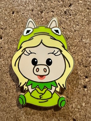 Disney Pin WDI MOG Adorbs - Miss Piggy as Kermit, Muppets Haunted Mansion LE 300