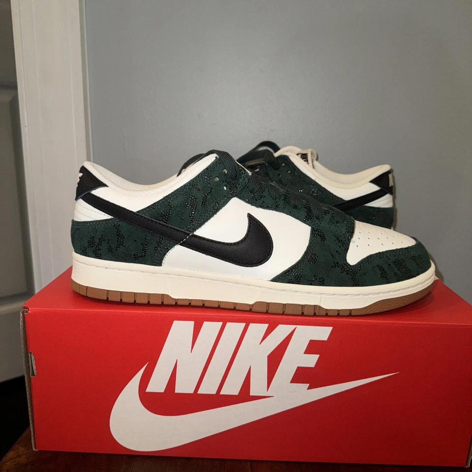 Size 11.5 - Nike Dunk Low Green Snake W - Image 3 of 4