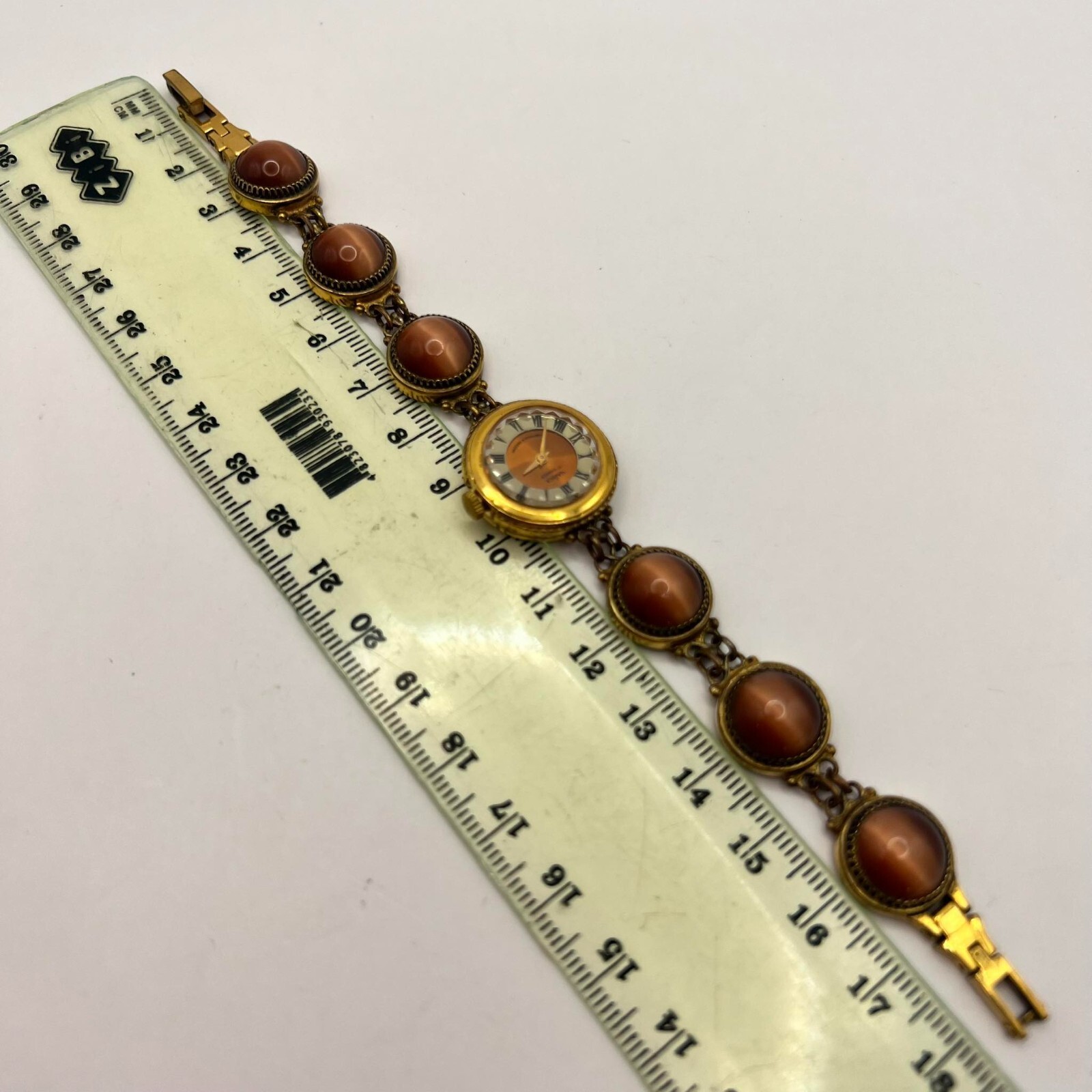 VINTAGE USSR WOMENS WRIST WATCH CHAIKA GOLD PLATED NATURAL CATS EYES WORKING