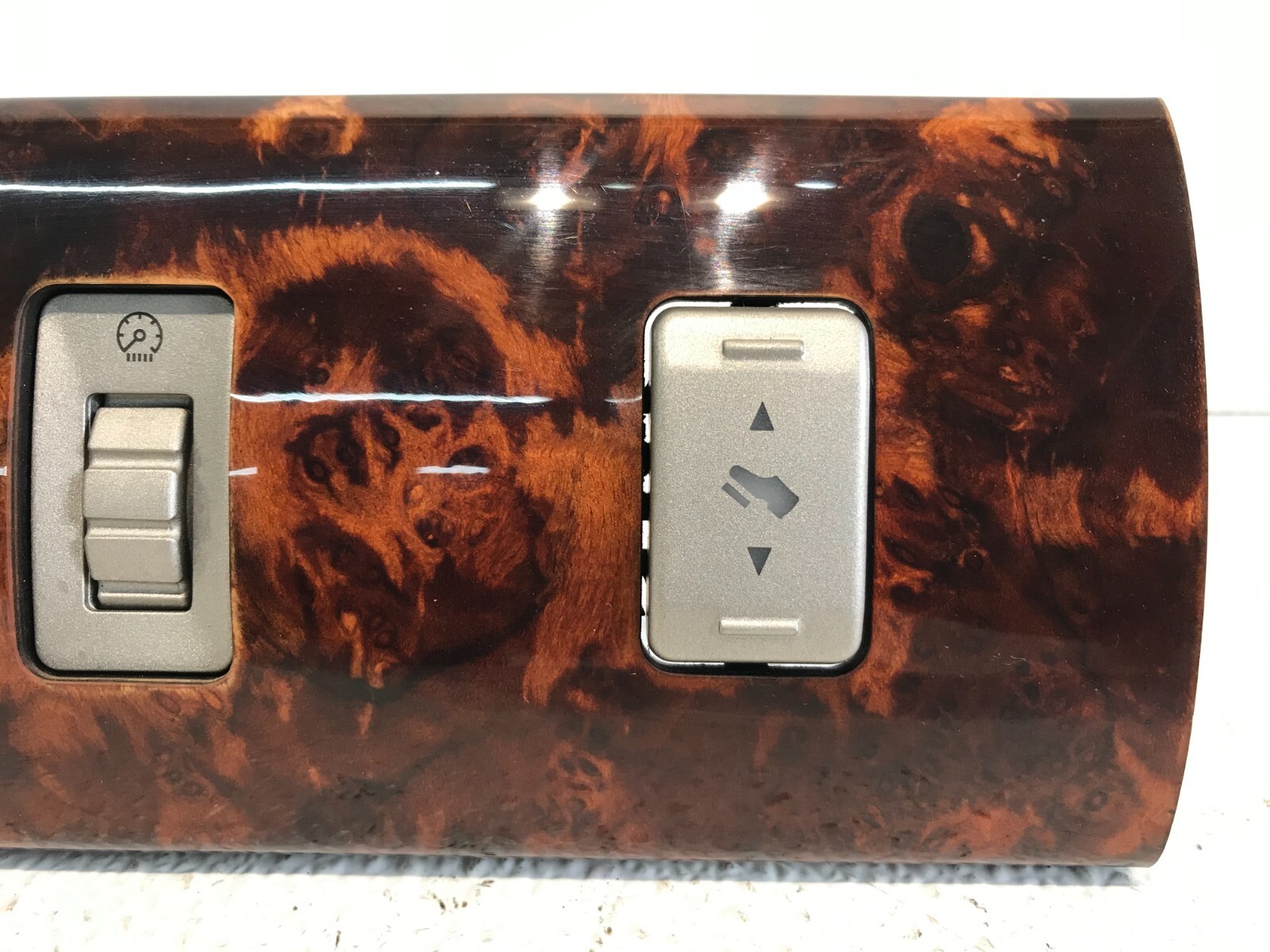Picture 3 of 6