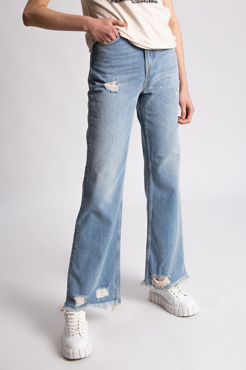 ACNE STUDIOS 1990 THIGH PATCH STRAIGHT JEANS NWT R13 KHAITE ACNE STUDIOS 1990 THIGH PATCH STRAIGHT JEANS NWT R13 KHAITE