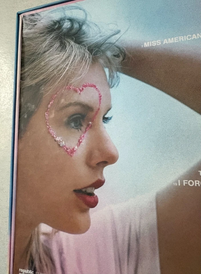 Taylor Swift - Lover - Scarce 2019 UK Limited Edition CD Box set - Image 3 of 4