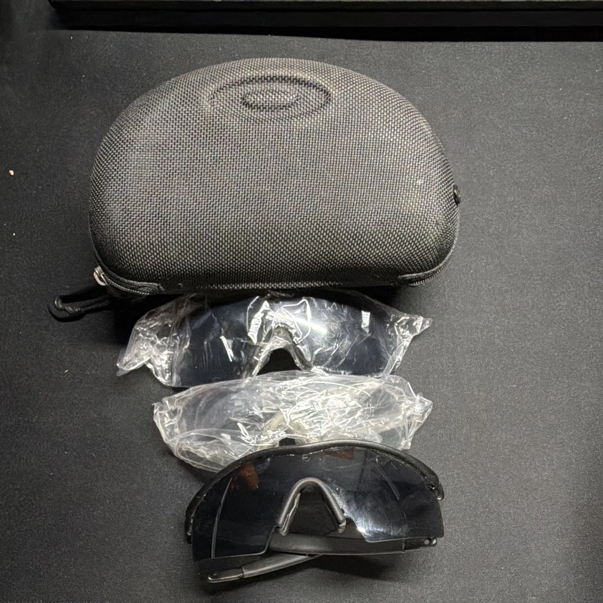 Preços baixos em Óculos de sol Oakley M Frame para Homens | eBay