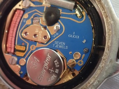 GUCCI 9040L STAINLESS STEEL LADIES WRIST WATCH w/ ORIGINAL BOX