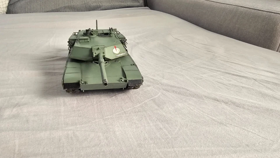 Carro Armato Tank M1 Abrams scala 1/35 gia montato - Immagine 2 di 4