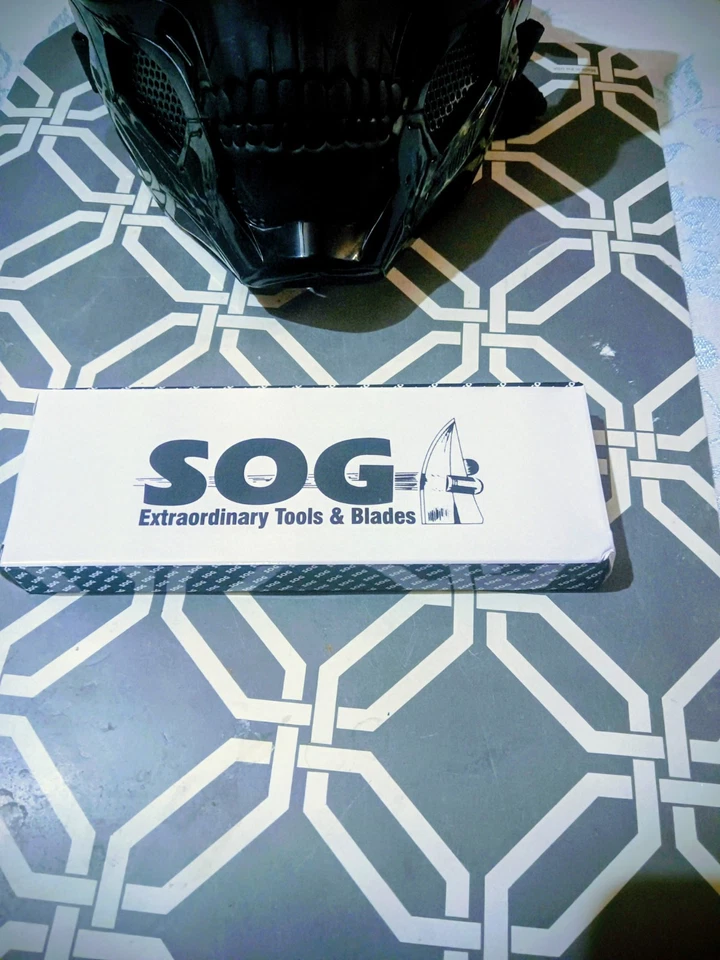New in box Sog neck knife - Image 3 of 3