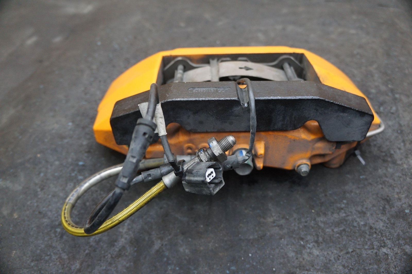 Rear Left Driver Side Brake Caliper CCM Orange 11C0485CP.06 OEM McLaren 570S 17