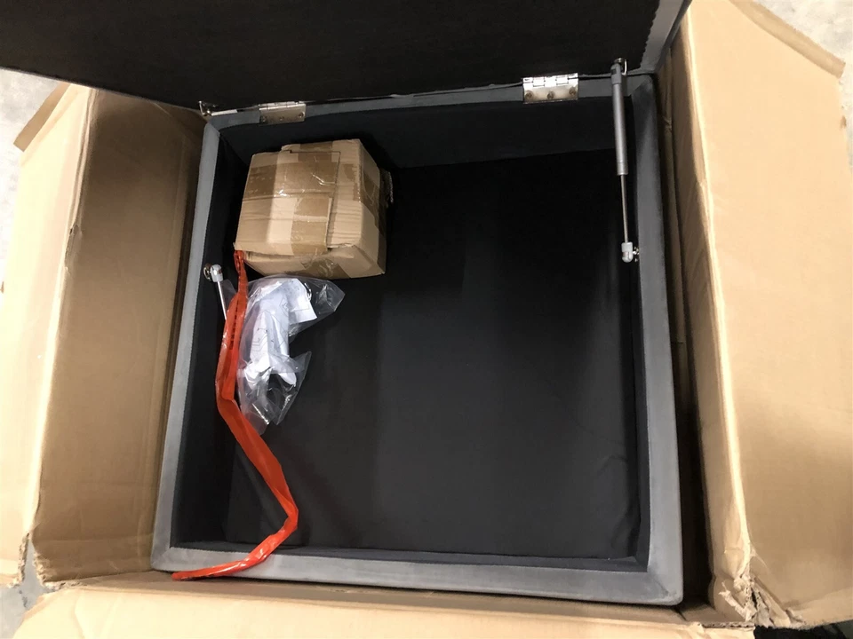 Posh Living Levi Terciopelo Moderno Contemporáneo Cuadrado Almacenamiento Otomano - Gris Foto 4 de 4