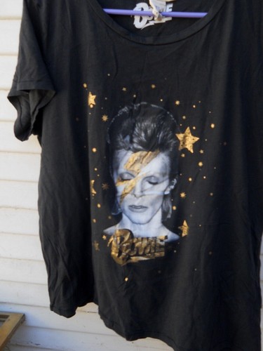 KLASSISCHES T-SHIRT "" DAVID BOWIE"" ZICKGY DRUCK DAMEN GRAU GRÖSSE XLG VON L.O.G.G