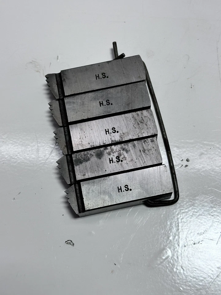 RIDGID 4PJ 2 1/2” NPT Dies Set RH for 4-P and 4PJ Threaders - Image 2 of 3