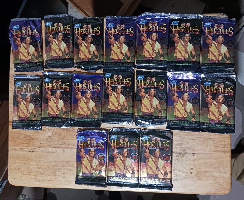 Hercules The Legendary Journeys trading cards 17 packs 153 cards