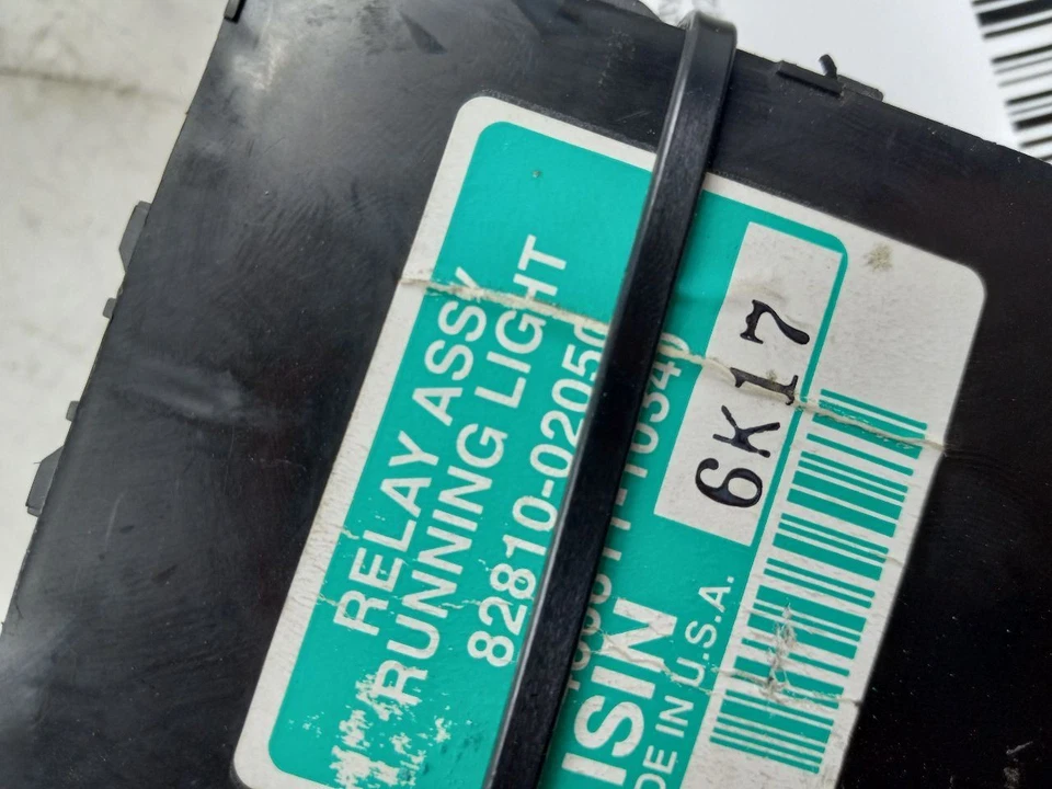 Toyota Matrix 2007 relé de luz de circulación 82810-02050 Foto 4 de 4