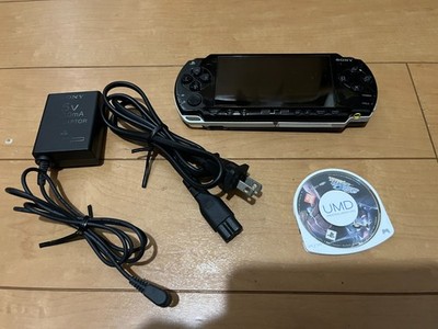 Sony PlayStation Portable Konsole Perl Weiß Farbe PSP3000 PW mit 1 Spiel
