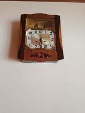 horloge murale ancienne datant de 1950
