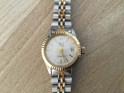 Royal Calendar Swiss Made Damen Armbanduhr Topzustand läuft