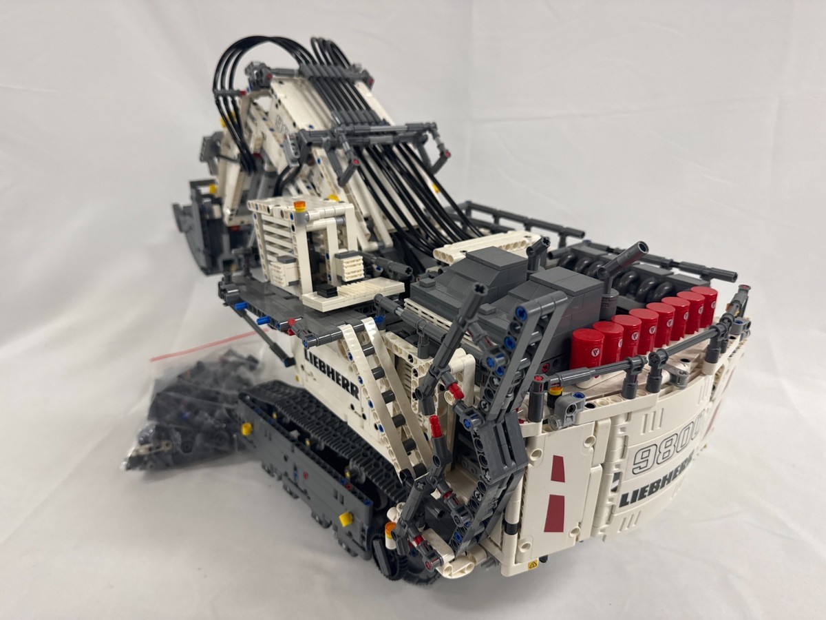 LEGO 42100 TECHNIC Liebherr R 9800 Excavator 95% Complete | eBay
