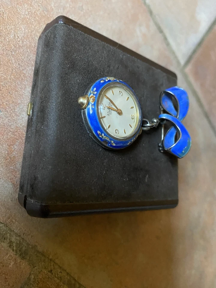 Orologio spilla donna argento e smalto primi ‘900  - Immagine 4 di 4