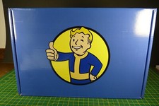 Fallout 111 Gift Set/Box inc. Bobblehead/T-Set/Bottleopener  - Exc. Condition.