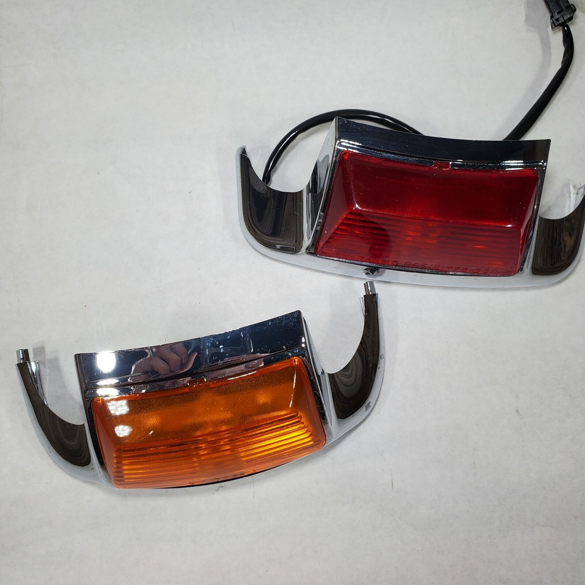 Lot 2 2000-2005 Harley Davidson OEM Electra Glide REAR Lot 2 2000-2005 Harley Davidson OEM Electra Glide REAR