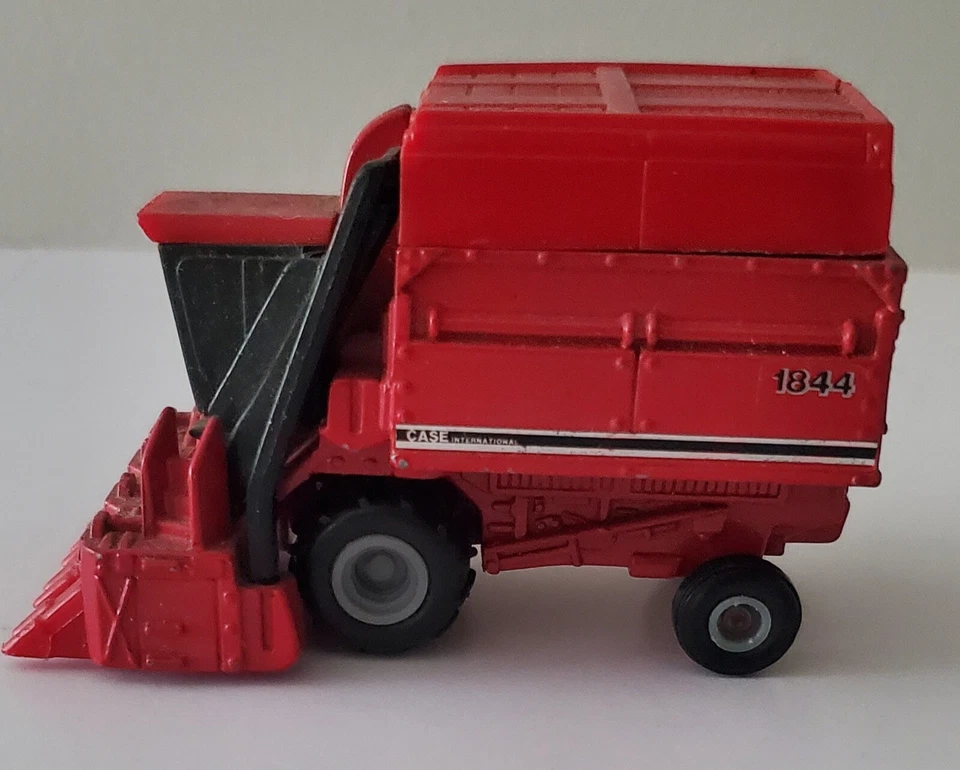 Ertl Case International 1844 Cotton Picker 1/80 Loose - Image 3 of 4