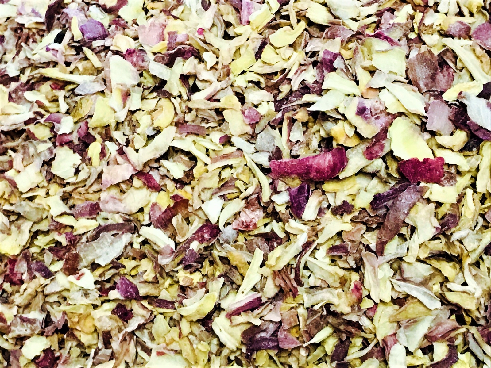 Dried Kibbled Red Onion Flakes - 1kg