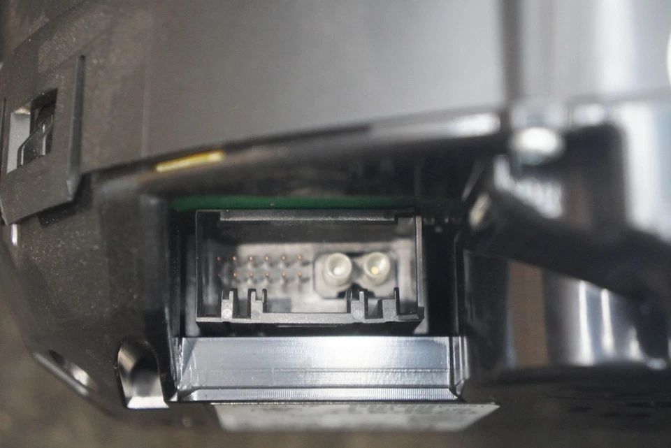 Cuadro de instrumentos velocímetro 62109220798 OEM BMW 760i F01 F02 2010 Foto 4 de 4