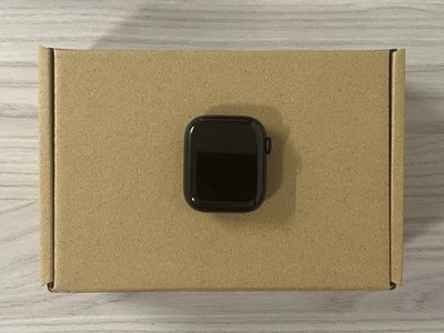 Apple Watch Series 8 41mm Midnight Aluminum Case with White Sport Band S/M (GPS)