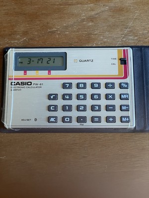 Vintage Casio PW-61 Quartz ElectronicCalculator & Watch Rare
