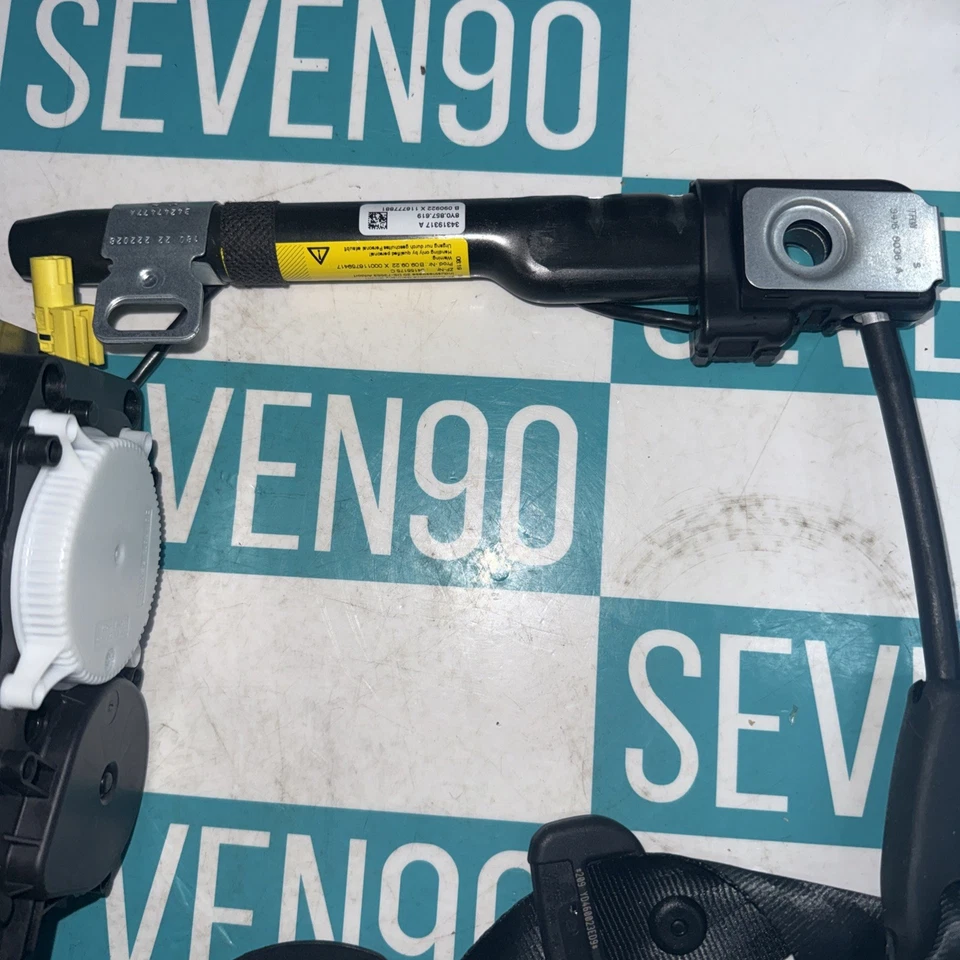 2022-2024 Audi S3 Front Left Driver Seat Belt Retractor 8Y0857705J041 OEM - Image 3 of 4
