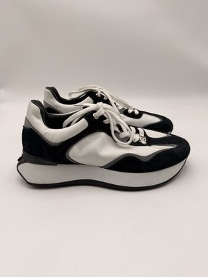 Mens Givenchy GIV Runner sneakers in black and white Size 40