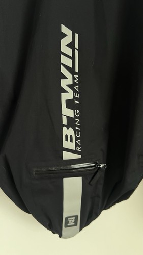 B'TWIN (Decathlon) men's ultralight waterproof cycling jacket. Size XL.Excellent - Picture 5 of 15