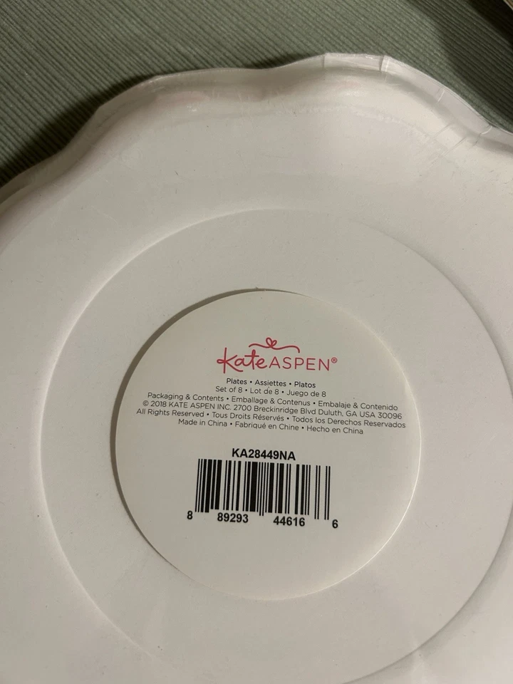 Kate Aspen Set of 2 PK 8 ea Paper Plates and 3 PK 8 ea Paper Cups Castle/Crown - Image 4 of 4