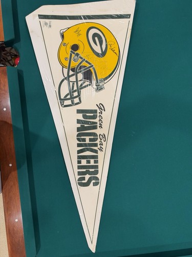 Autographed Vinyl Green Bay Packers Pennant