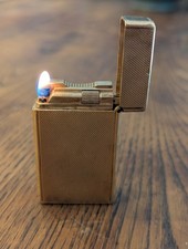 Briquet S.T. DUPONT Ligne 1 BRG plaqué or - Années