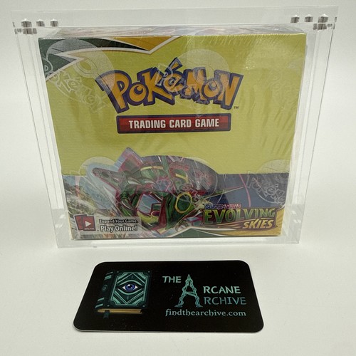 Pokemon TCG: Sword & Shield—Evolving Skies Booster Box (36 Packs)