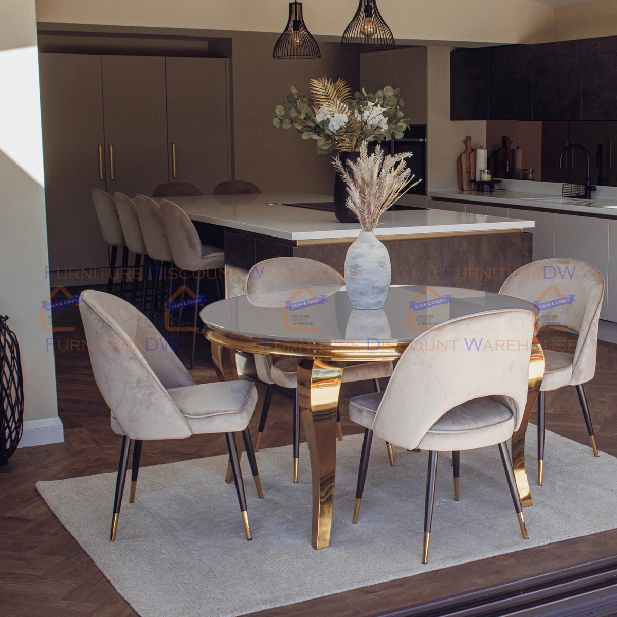 Round farmhouse table and chairs online